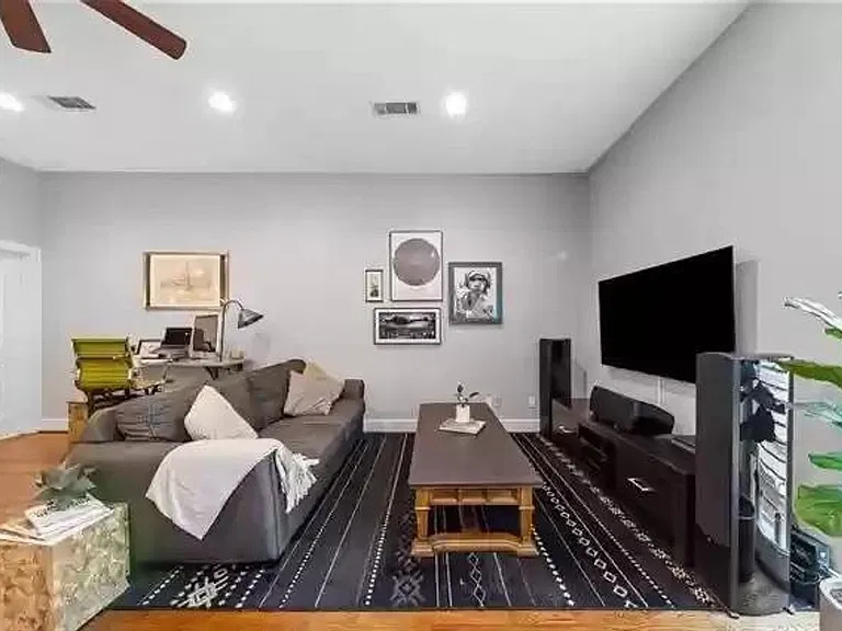 5711 Ross Ave #9 — Photo 19