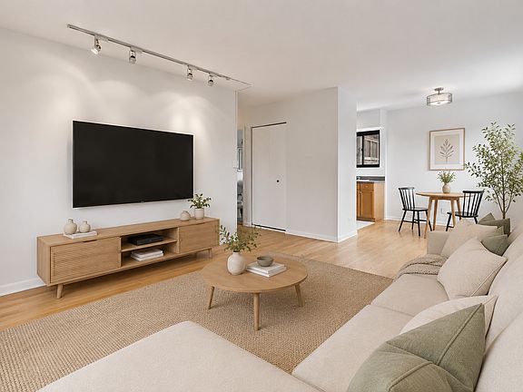 5th image of 455 W Saint James Pl APT 506