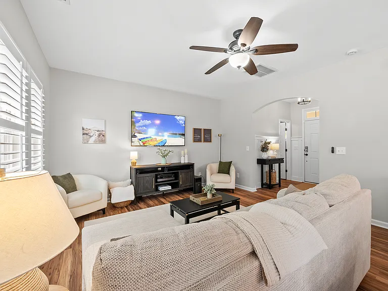919 Award St — Photo 24