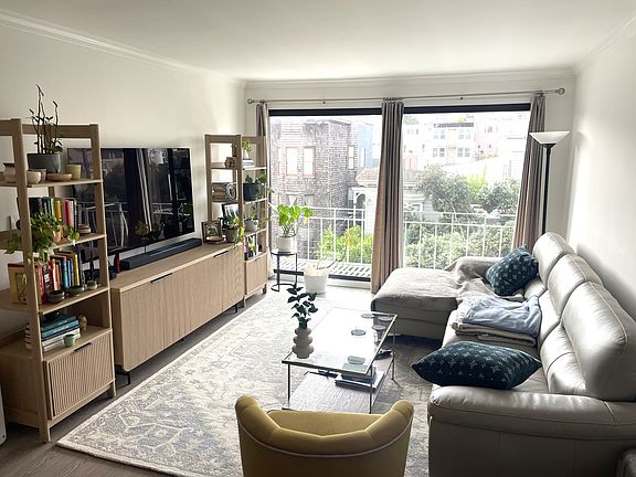 2nd image of 1884 Greenwich St APT 302