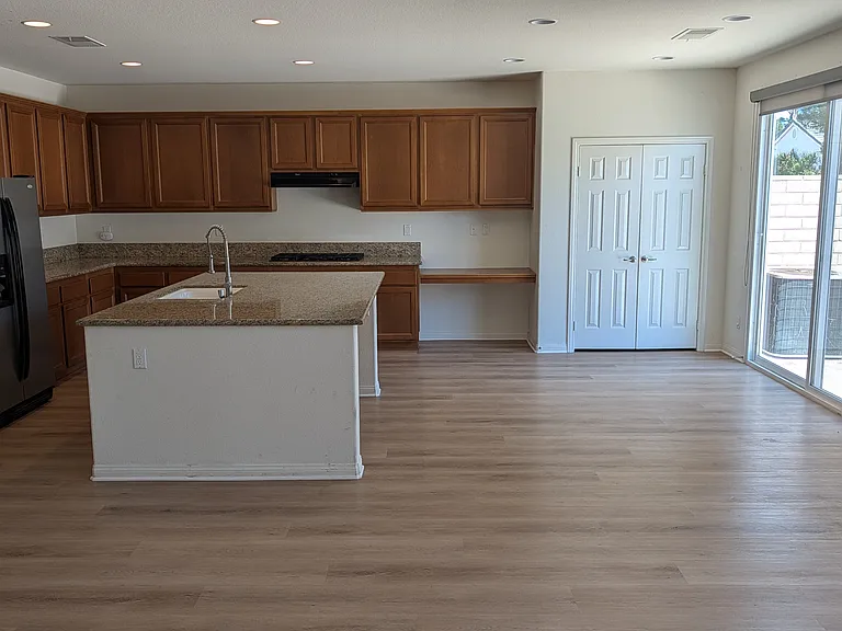 23951 Doheny Cir — Photo 7