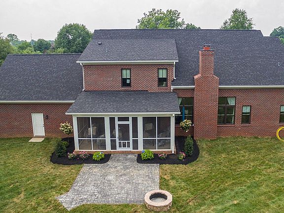 8212 Spring Glade Place-04