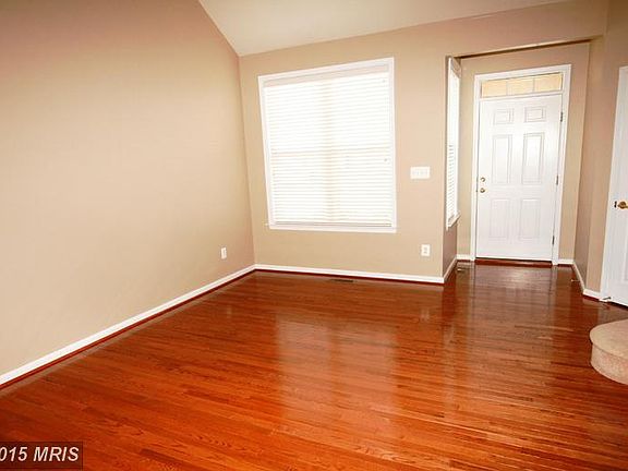 4th image of 6568 Alderwood Way