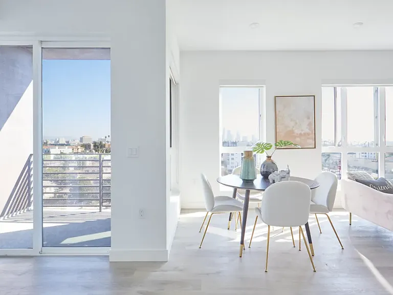 The Kenmore — Photo 12