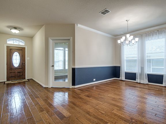 4th image of 2738 Trinity Glade
