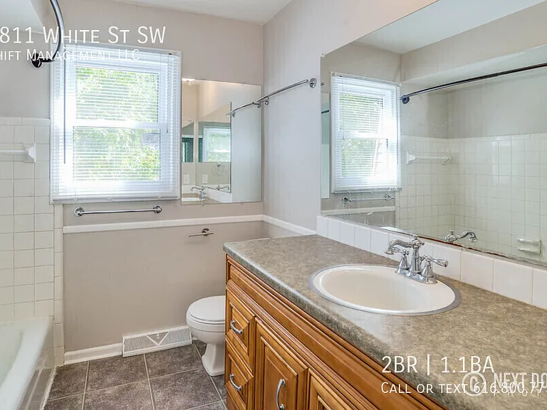 3811 White St SW — Photo 21