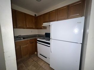 691 Bronx River Rd #1B, Yonkers, NY 10704