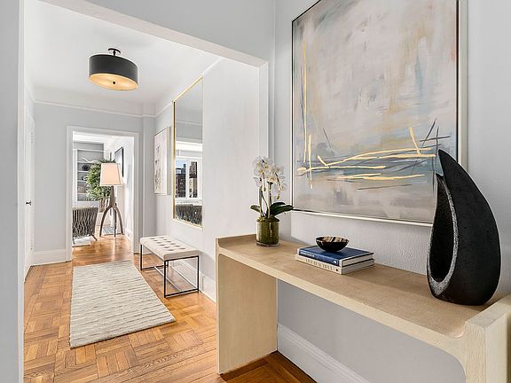 5th image of 170 E 79th St APT 13B