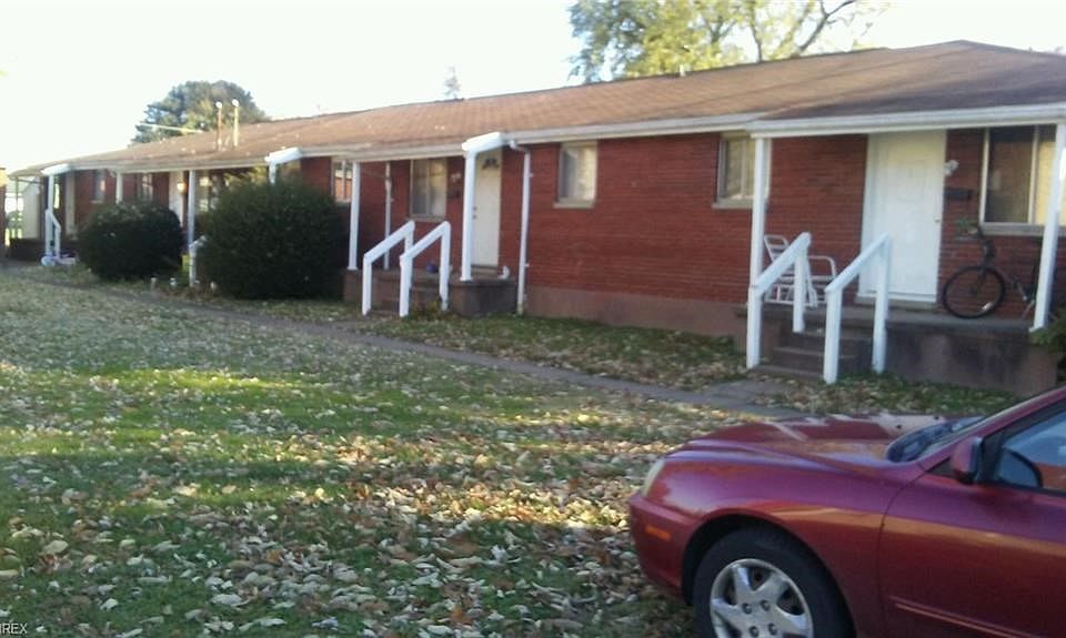 1st image of 406 Florence St