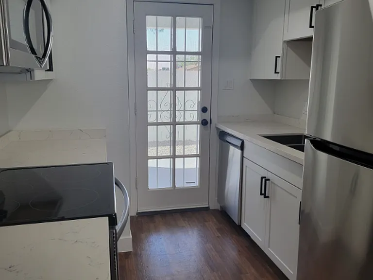 Urbana Union Hills — Photo 17