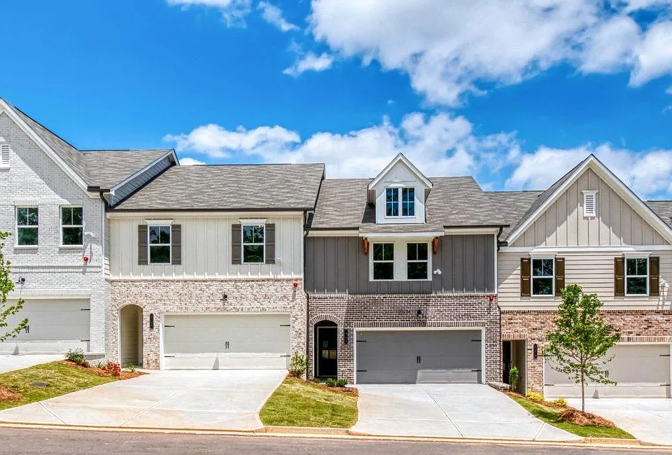 3372 Verdi Ln