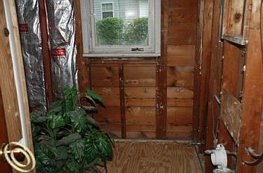 2nd image of 2930 Woodland Blvd