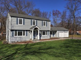 487 Dayton Rd, Trumbull, CT 06611