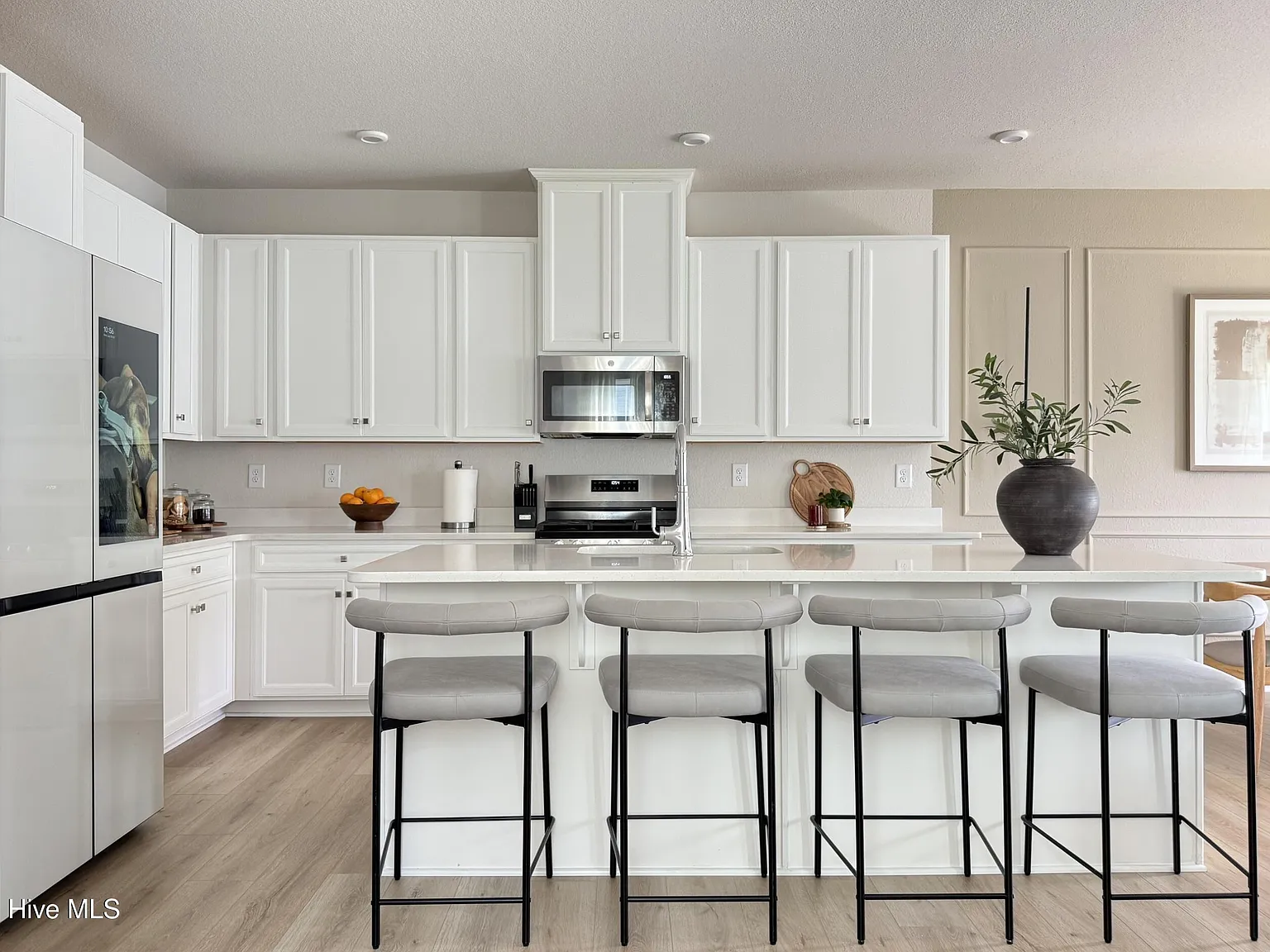 3 bed, 2.5 bath, $2,550 — Photo 4
