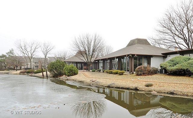 2nd image of 2015 S Finley Rd APT 107