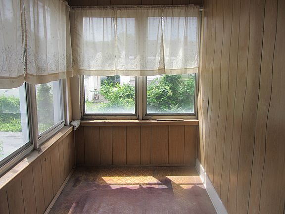 Rear 2nd fl. porch
