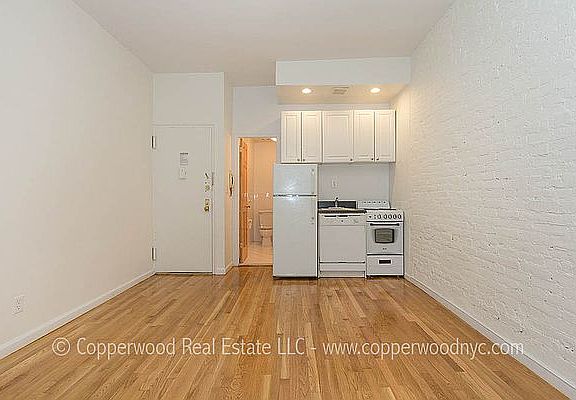4th image of 428 E 89th St APT 3d