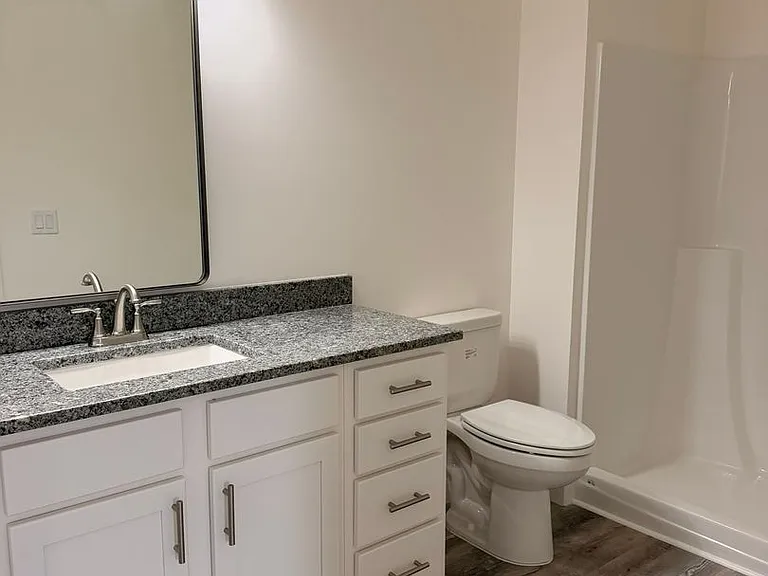 913 Plantation Dr — Photo 10