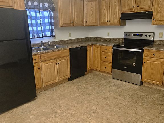 2nd image of 2138 E Black Ave