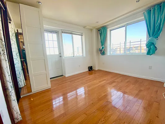 Rented by Carnelian Residential, LLC | media 22