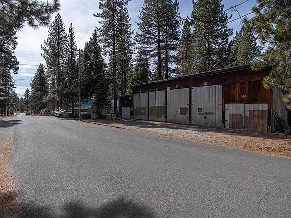 3rd image of 8898 Salmon Ave