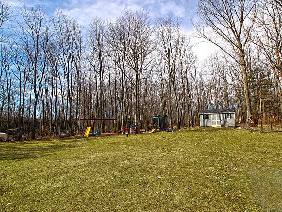 4th image of 295 Shady Oaks Dr E