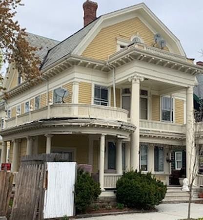 2nd image of 39 South St