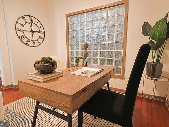 5th image of 390 17th St NW Unit 2028
