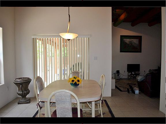 5th image of 3225 Calle Princesa Juana