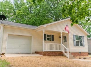 15 Canton Ln, Stuarts Draft, VA 24477