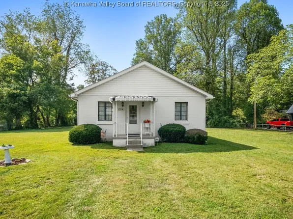 1514 Strawberry Rd, Saint Albans, WV 25177