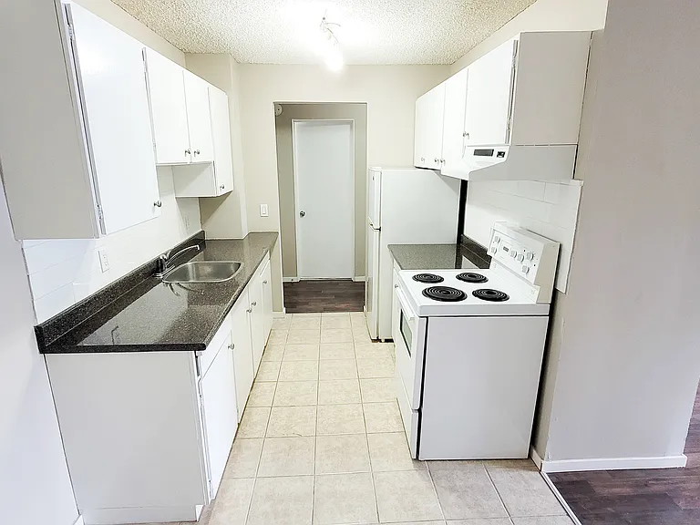 33298 Robertson Ave — Photo 3