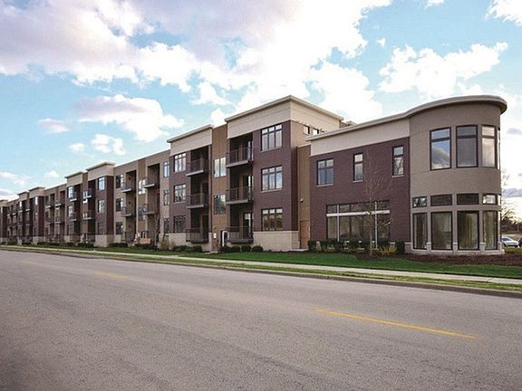 2nd image of 500 N Northwest Hwy #310