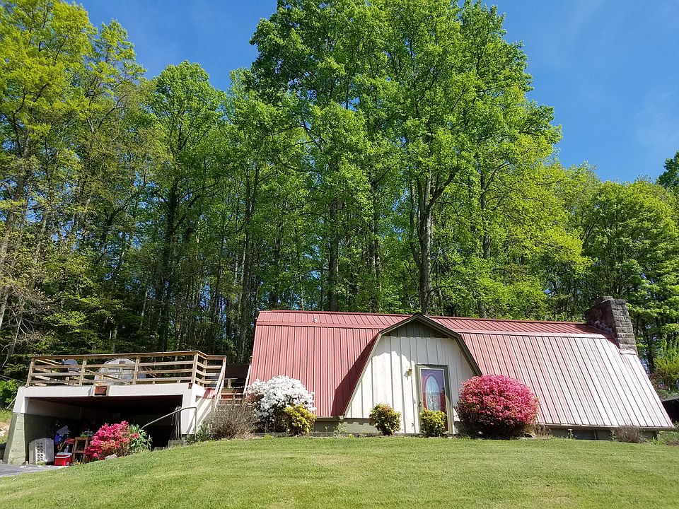 1st image of 174 Deck Valley Ln