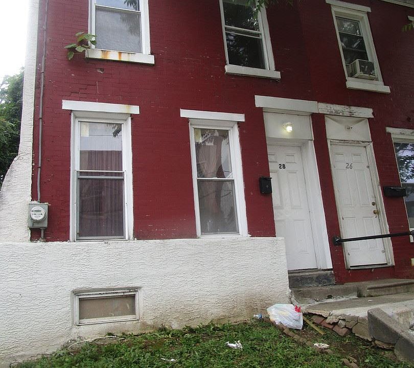 1st image of 28 E Abbottsford Ave