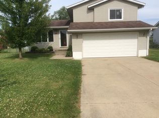 406 N 15th St, Indianola, IA 50125