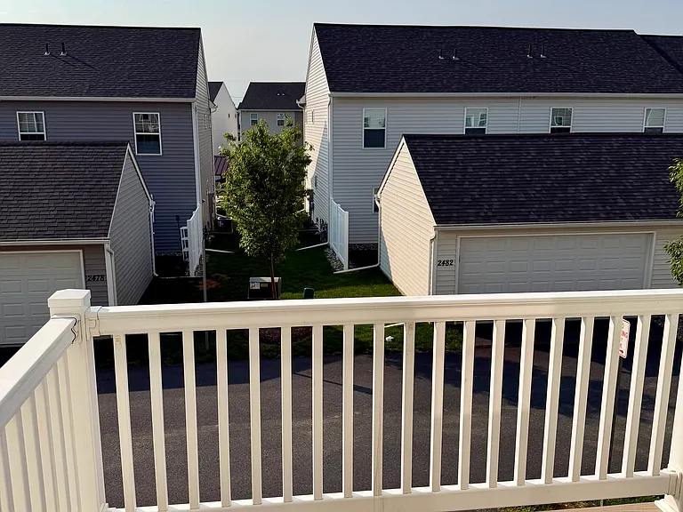 2481 Artesian Way — Photo 10