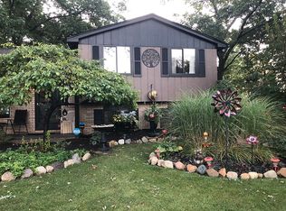 2162 Terrapin St, Wolverine Lake, MI 48390