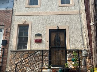 2433 Manton St, Philadelphia, PA 19146