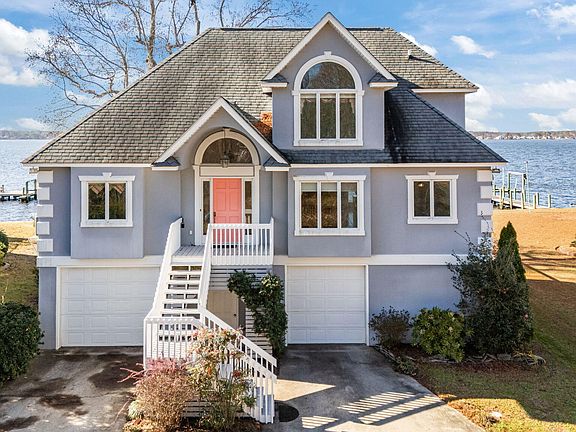 3rd image of 144 E River Acres Road