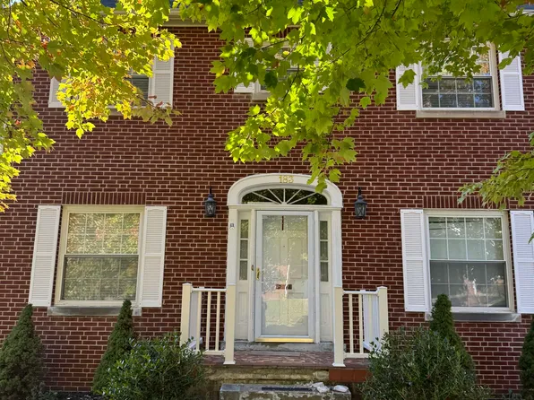 183 Edison Dr, Huntington, WV 25705