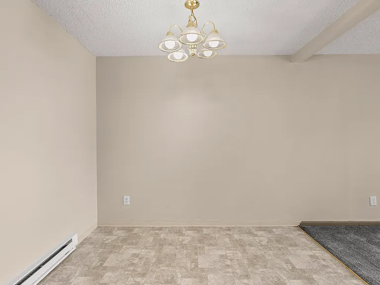 Riviera Apartments Northgate — Photo 14