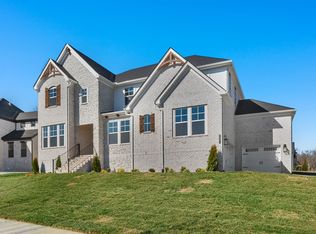 6001 Elliott Ct, Arrington, TN 37014