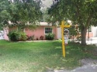 5714 Douglas St, Hollywood, FL 33021