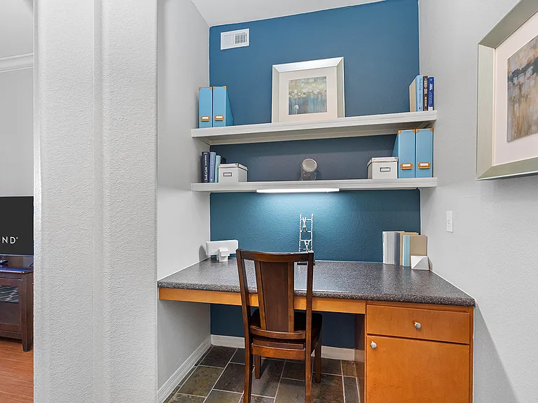 10420 McKinley Dr — Photo 43