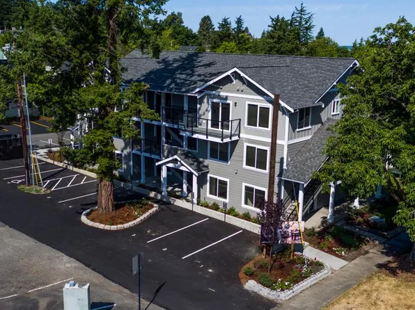 904 E Chestnut St, Bellingham, WA 98225