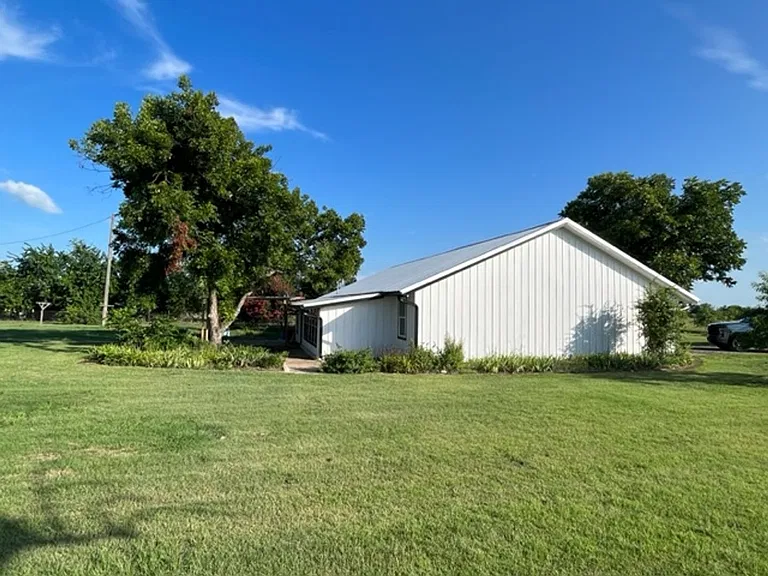 5145 County Road 1224A — Photo 32