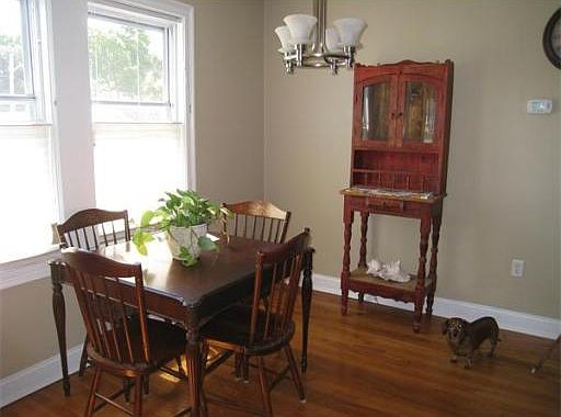 5th image of 9 Belmont St APT 3