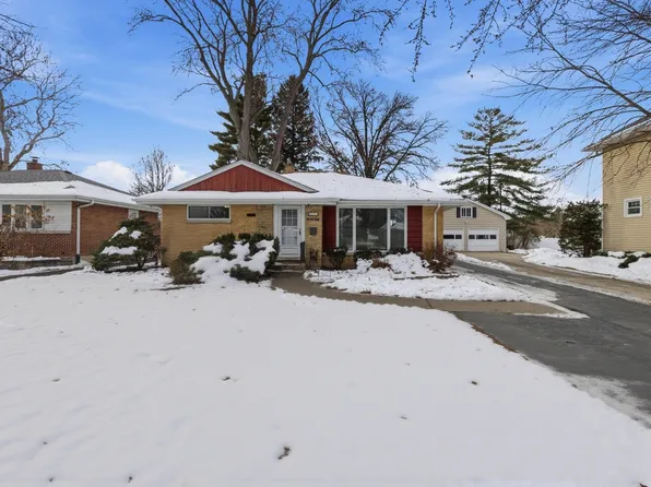 510 S Chase Ave, Lombard, IL 60148