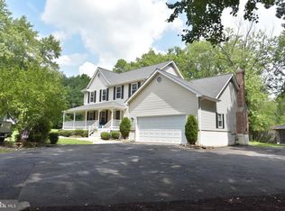 233 Windridge Acres Ct, Silver Spring, MD 20905